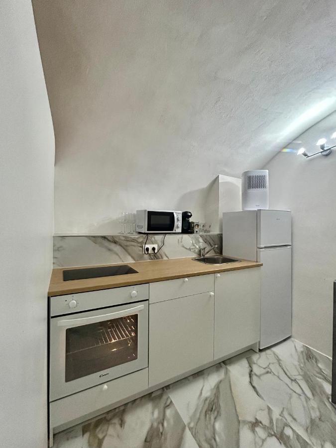 Cave House Apartment Ментона Екстериор снимка