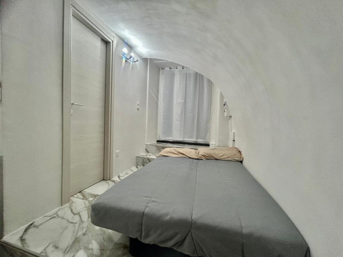 Cave House Apartment Ментона Екстериор снимка